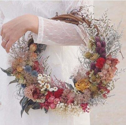 Mẫu hoa cầm tay cho cô dâu đẹp và phù hợp với từng phong cách (5)